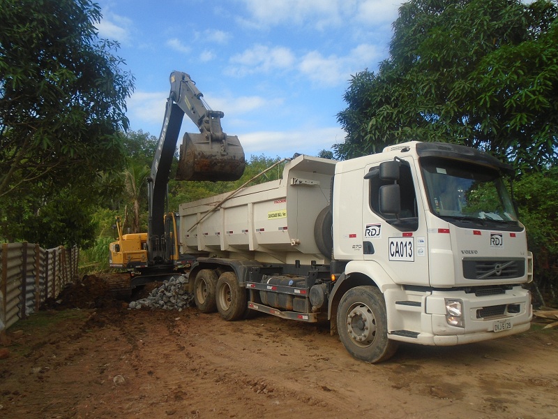 26.03.2015_DER-ES realiza obras de reabilitação no trecho entre Anchieta e Piúma