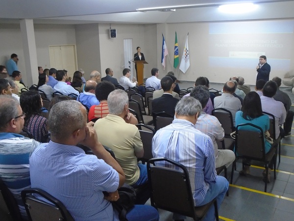 27.04.2015_01_DER-ES inicia 1º Seminário de Planejamento Estratégico